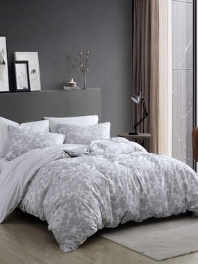Kenneth Cole New York Gray Merrion Cotton 3-Piece 'King' Comforter 883893688995